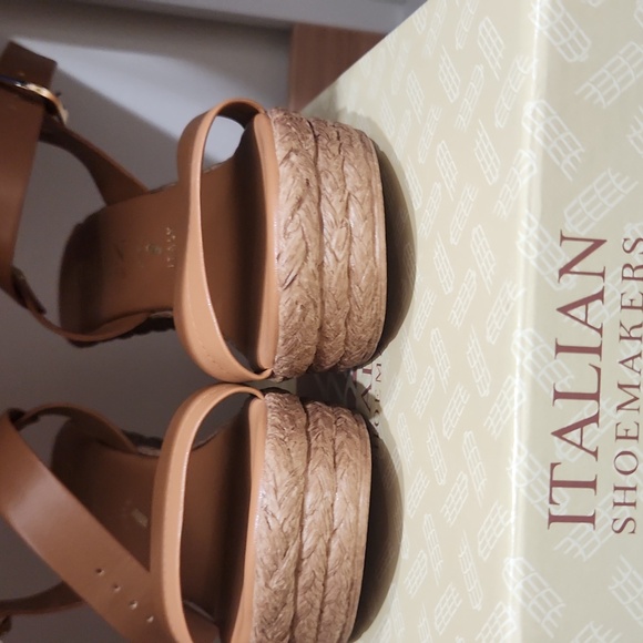 Italian shoe makers platform brown sandal size 7. NEW WITH BOX - Picture 7 of 9